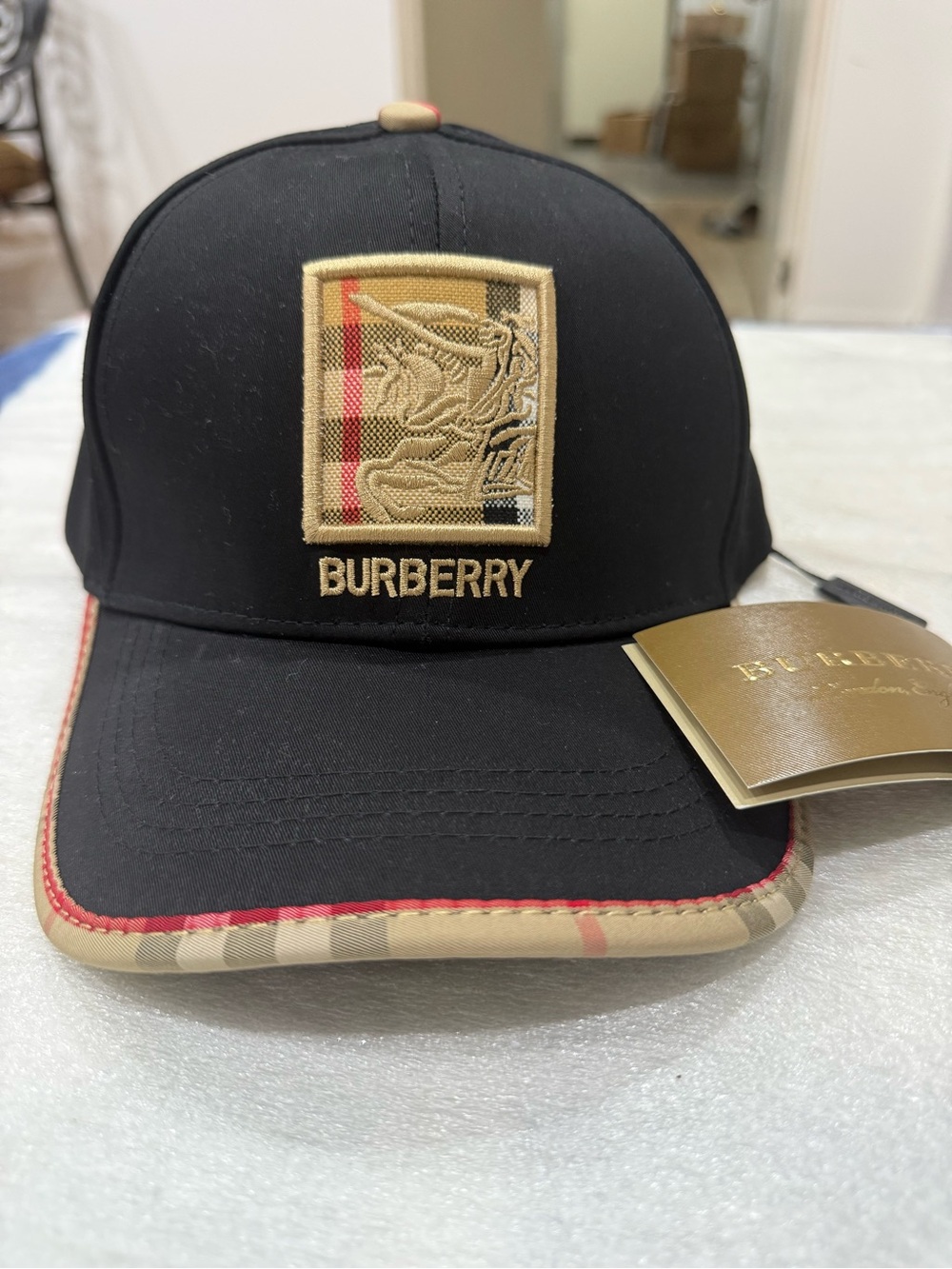 Burberry Black Baseball Cap with Signature Beige Check Trim